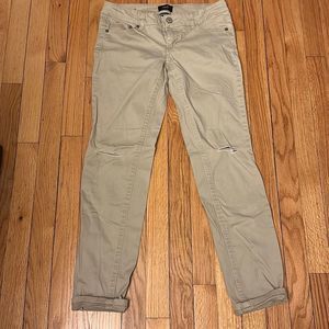 RUE21 skinny khaki